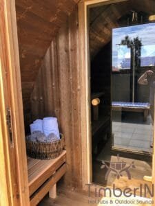 Outdoor home sauna pod (2)