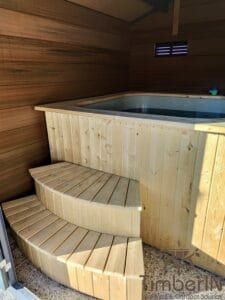 Square wooden hot tub (1)
