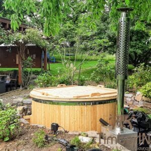 Wood heated hot tub (3)