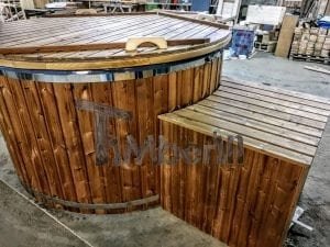 Electricity Heated Fiberglass Hot Tub With Thermowood Decoration 3