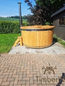 Wooden hot tub with jets jacuzzi (3)
