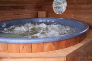 Kültéri ovális szauna beépített pezsgőfürdővel (49)